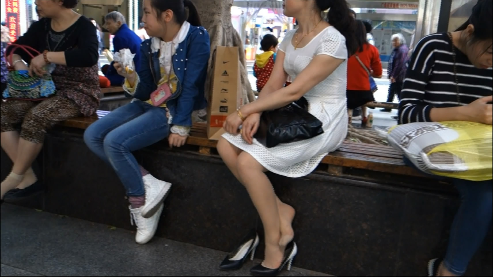 streetsnapshoep[00 00 33][20181210 204847 2]